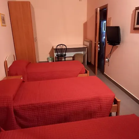 Su Padru בית הארחה *