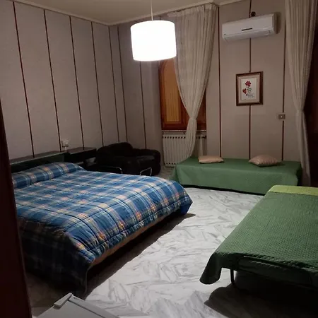 Su Padru בית הארחה Ittiri